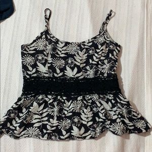 DEB light summer tank w lace waist scrunch